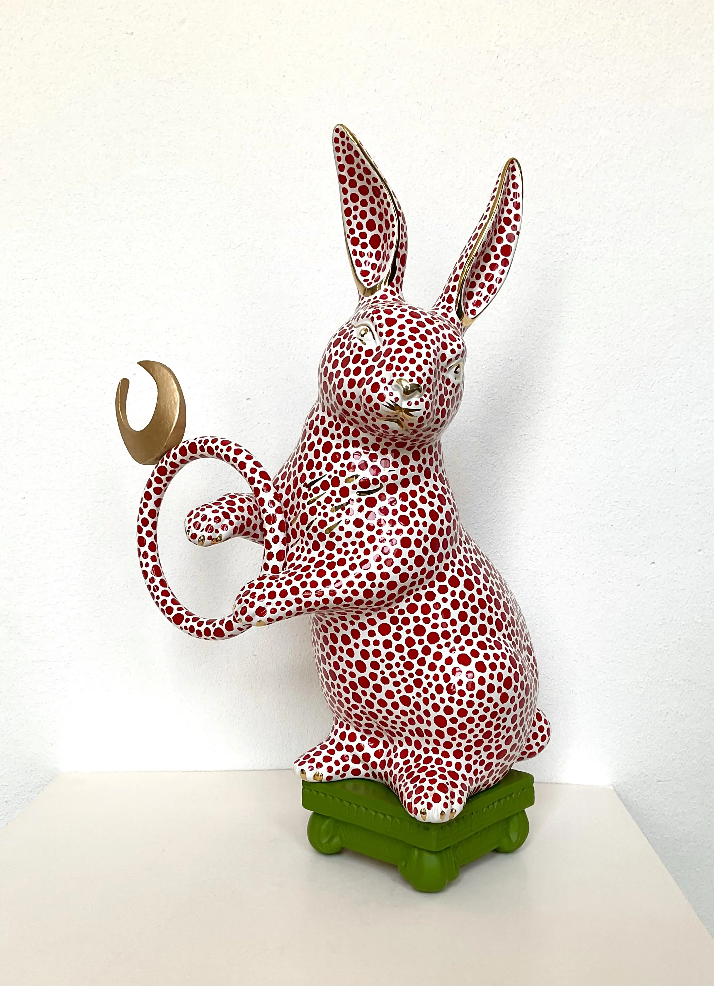 The magic rabbit and the hollow moon