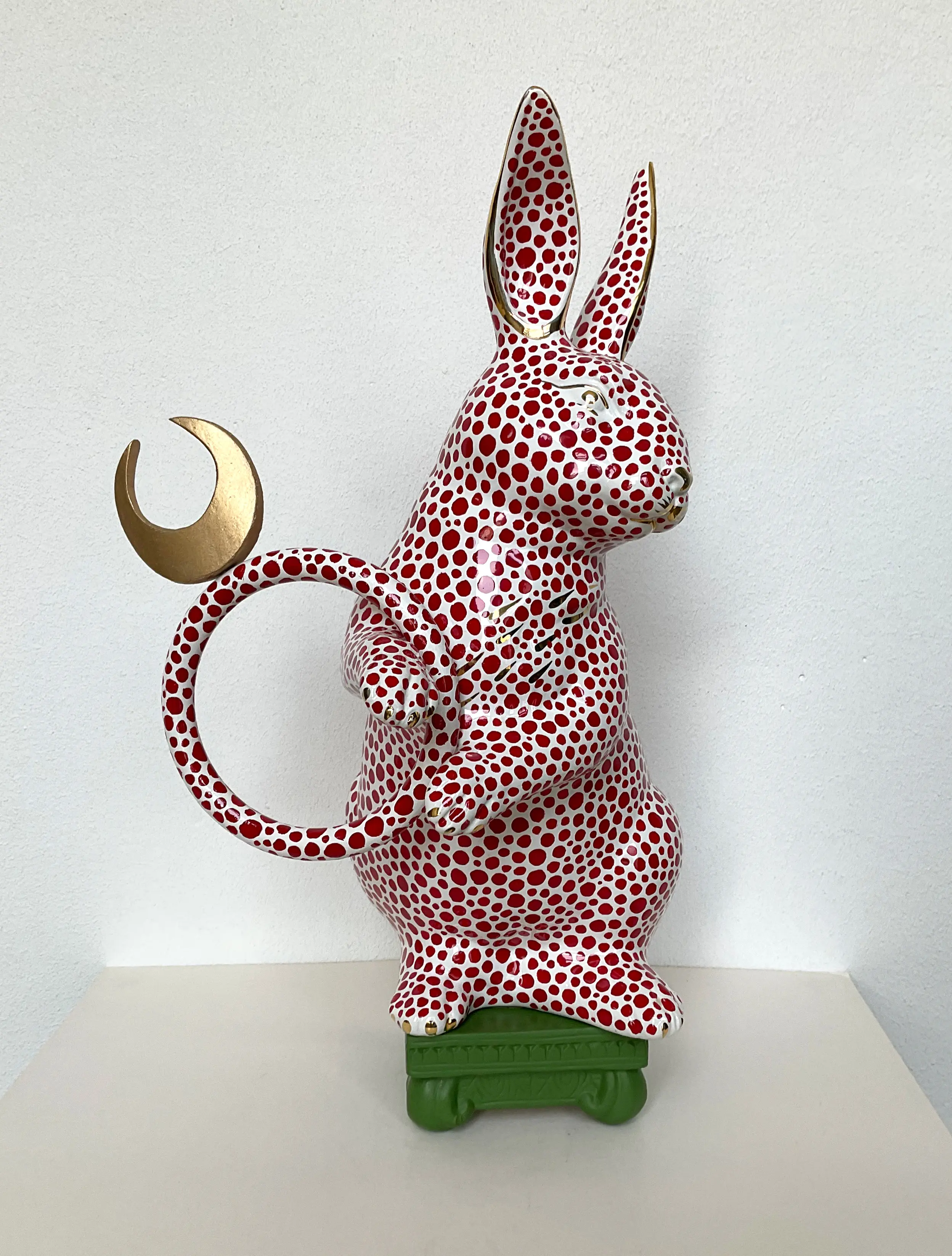 The magic rabbit and the hollow moon