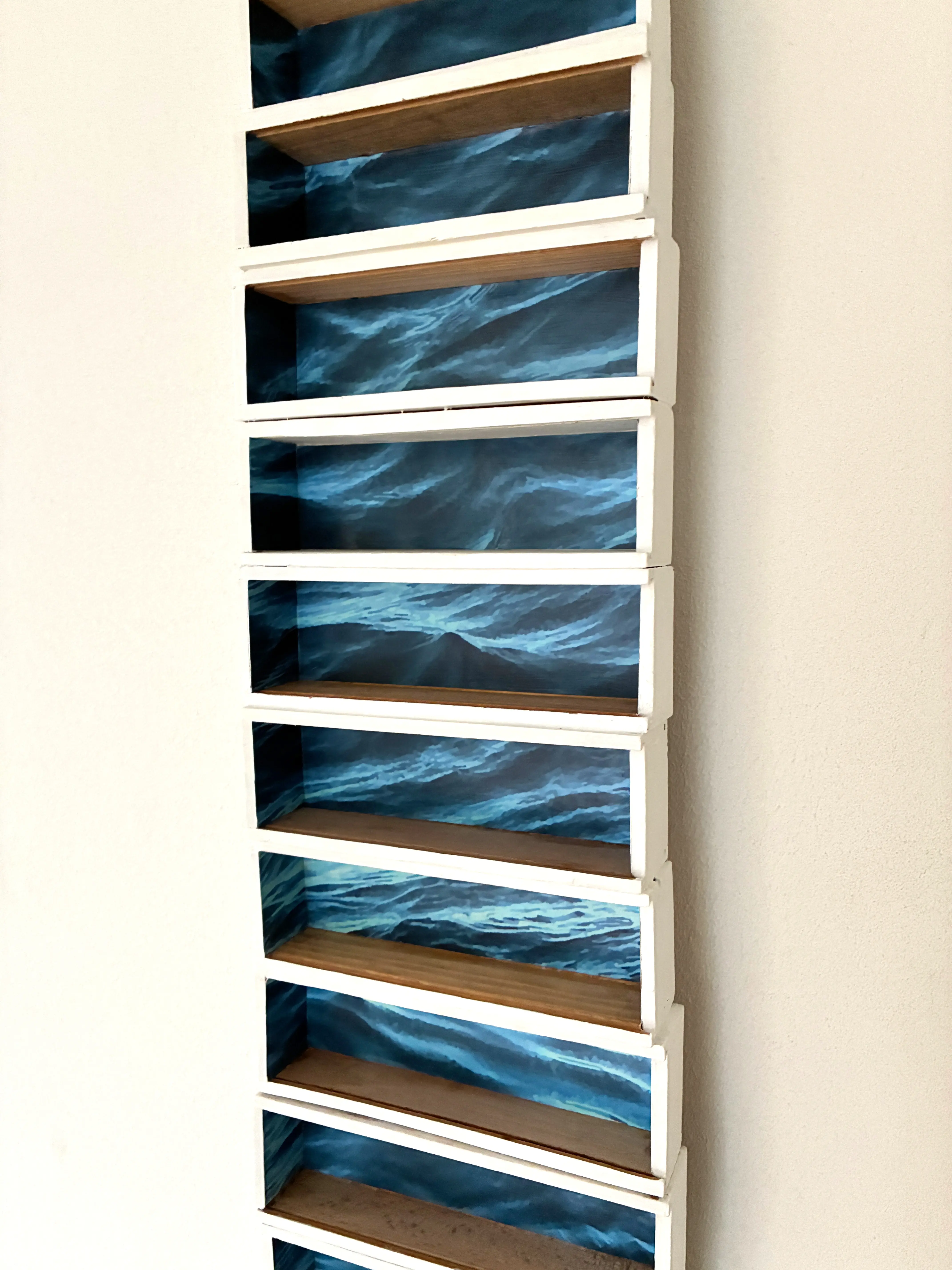 Whispering waves